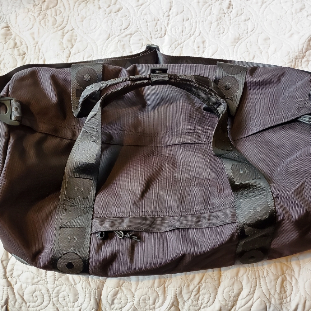 Baboon to the moon duffle bag black